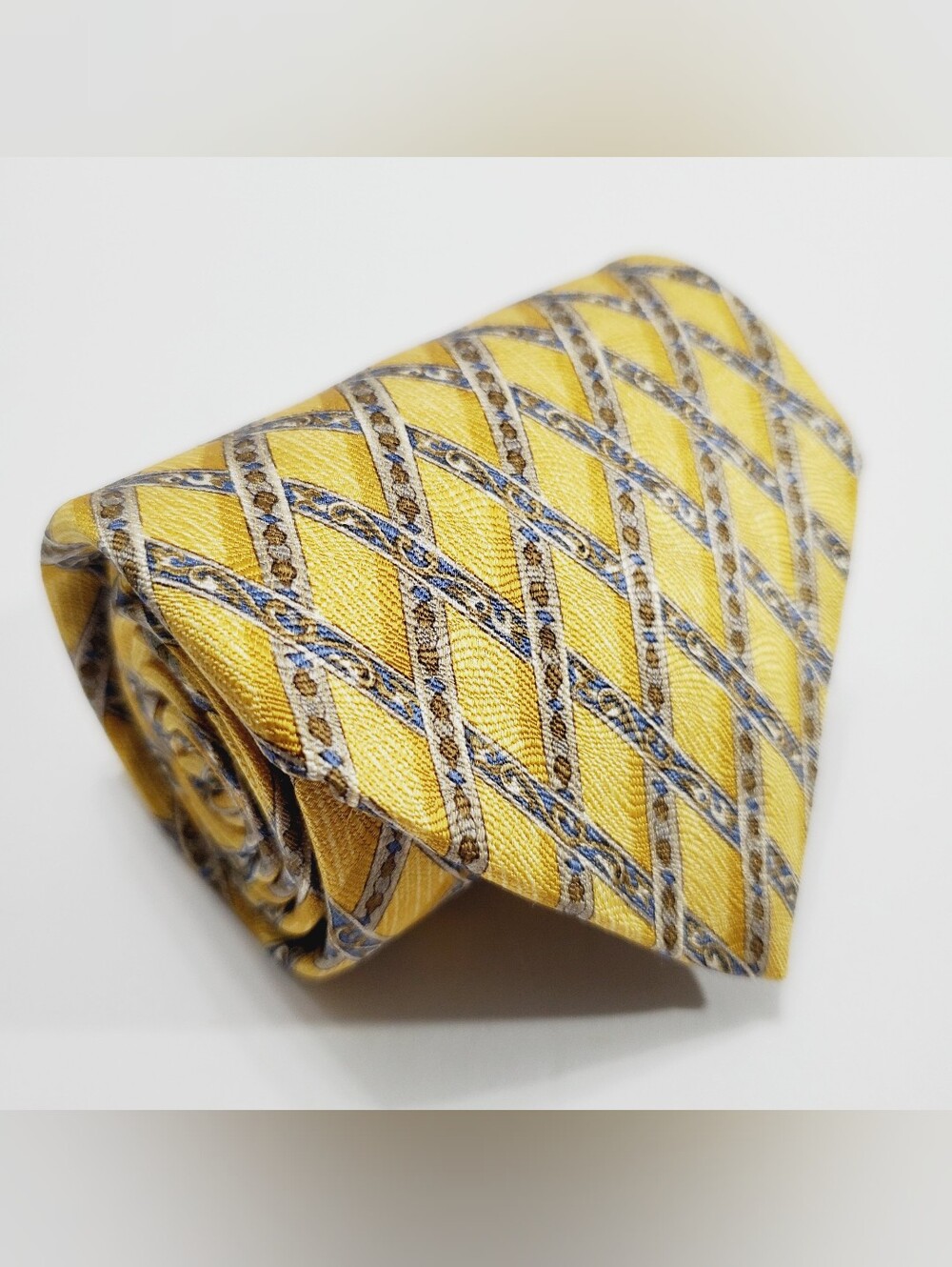 Honors Men's Neck Tie Gold Basketweave Pattern 57x3.75"